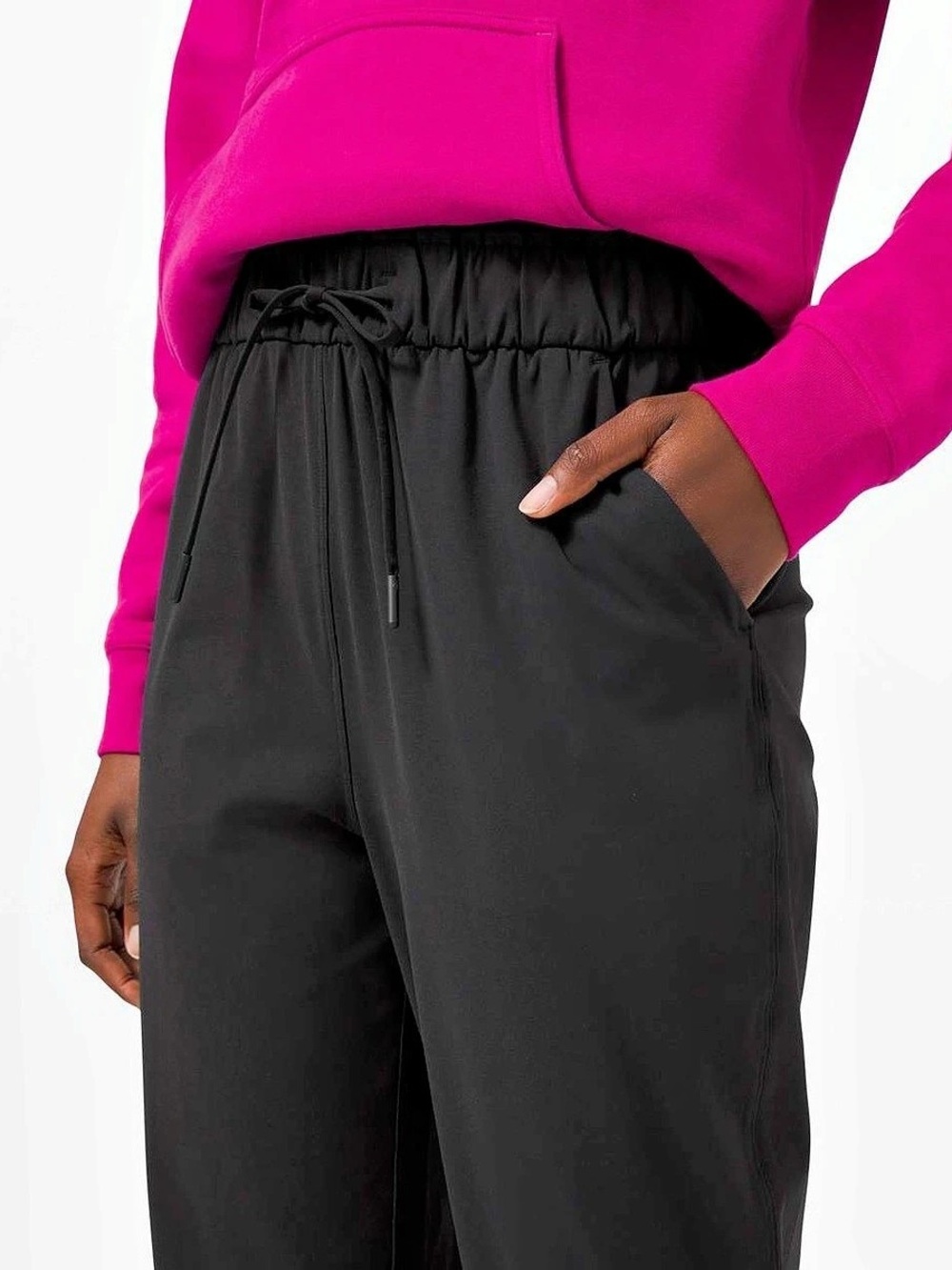 LULULEMON KEEP MOVING JOGGERS – BLACK SIZE 10